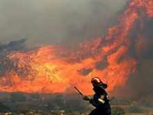 В Гърция се бориха със 71 пожара, шест региона са в готовност за "висок риск от пожари"