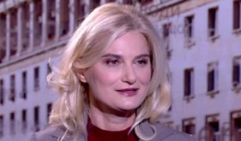 От бранша настояват министър на туризма да остане Зарица Динкова