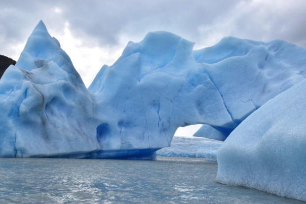 Силното топене на полярните ледове забавя въртенето на Земята Тази