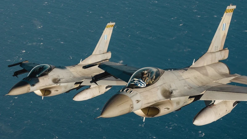Гърция "почти сигурно" ще прехвърли 32 изтребителя F-16 в Украйна