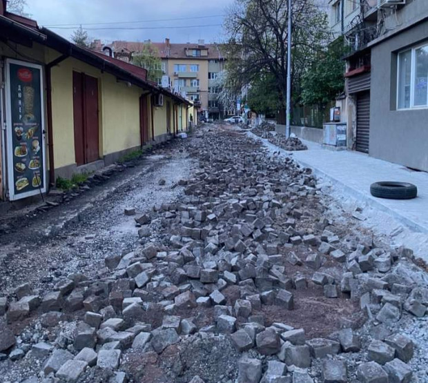 В столичния район "Лозенец" започва ремонта на пътно платно на ул. "Кръстьо Сарафов"
