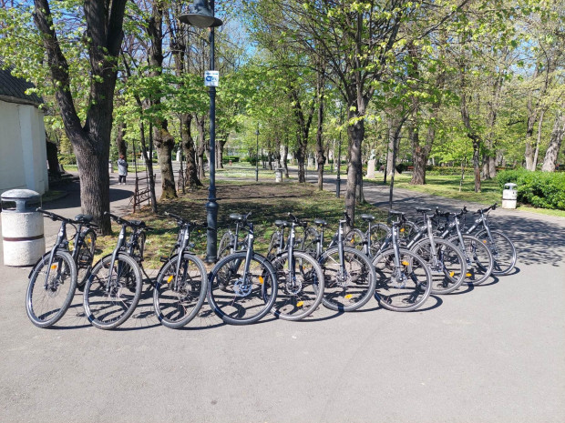 Снимка: Новите електрически велосипеди вече са по улиците на Бургас