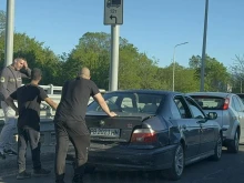 Верижна катастрофа между 4 коли на един от мостовете на Пловдив