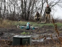 Украйна громи руските танкове със супер евтини самоделни дронове