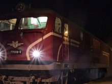 Влак блъсна и уби жена край Бургас