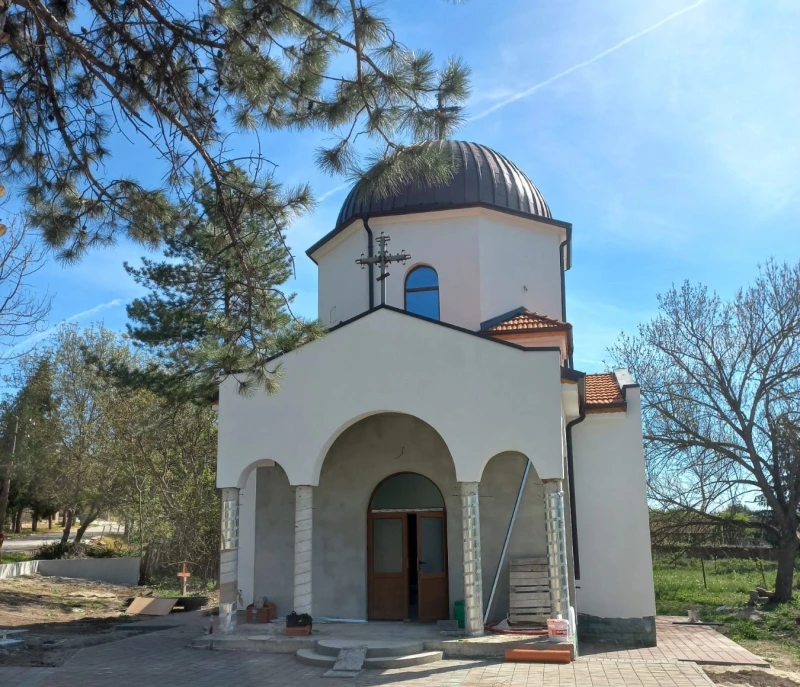 Събират пари за довършване на църквата в свищовско село