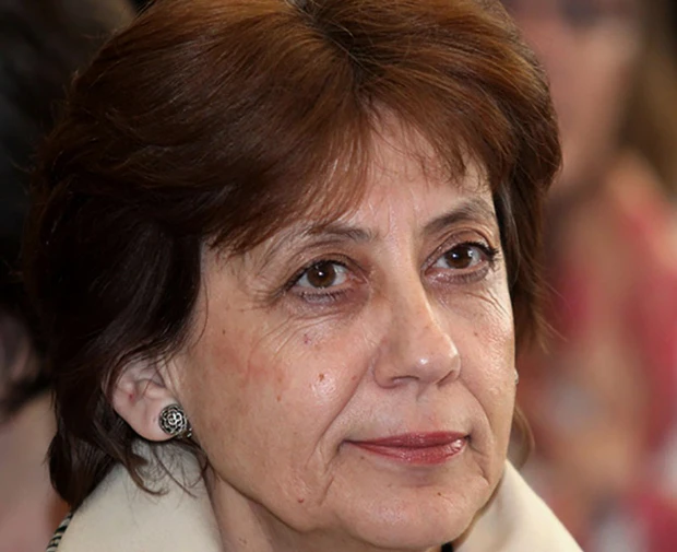 Ренета Инджова: Стъпихме на последното дъно от краха на парламентарната република
