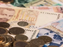 Икономист: Това е все едно да кажете "Да, имам за 10 дни пари, но после ще получа заплата"