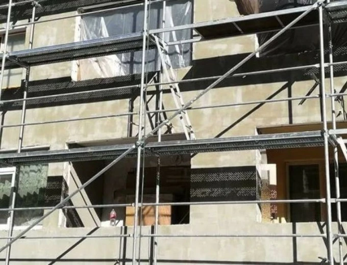 Огромни проблеми с безплатното саниране