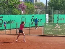 Анас Маздрашки, Елизара Янева и Росица Денчева стигнаха полуфиналите в Пловдив