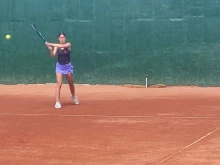 Елизара Янева ще играе два полуфинала в родния Пловдив