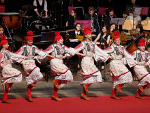 Фолклорен спектакъл събира млади таланти от Варна и Плевен