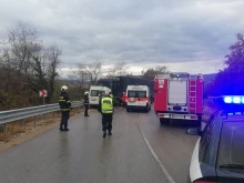 Шофьор е пострадал при катастрофа в Търново