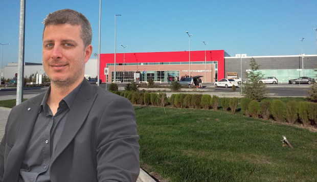 TD От днес бургаското летище  е с нов летищен директор Васил
