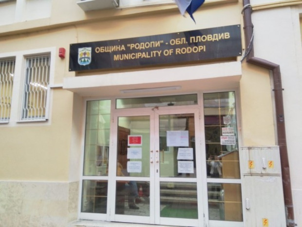 </TD
>Пловдивският бизнесмен Радомир Спасов се оплака, че е жертва на