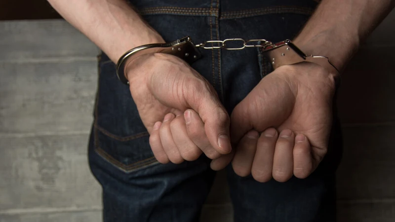 Арестуваха в Перник мъж, обявен за международно издирване