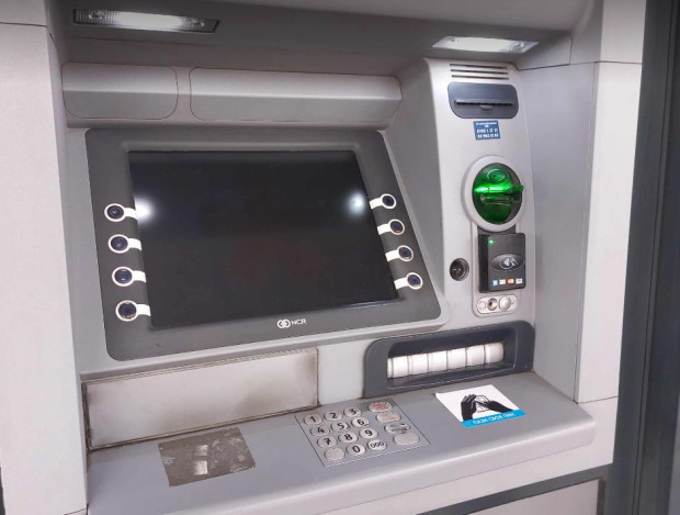 Банките в България отново повишават таксите по своите услуги продължавайки