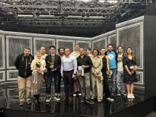 Кметът на Русе отличи актьора Калоян Желев и екипа на ДТ "Сава Огнянов" за спечеления "Икар"