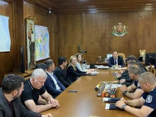 Заради безредиците: Вътрешният министър извика в МВР ръководствата на БФС, Левски и ЦСКА