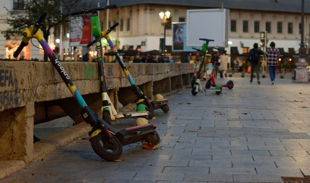 Снимка: Нови строги правила за движението на тротинетки приемат в Бургас