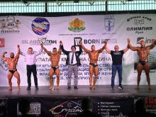 Пенчо Милков лично награди победителите в турнира по бодибилдинг и фитнес