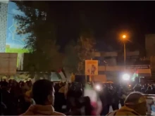 Иранци излязоха на митинги в Техеран в подкрепа на ударите срещу Израел