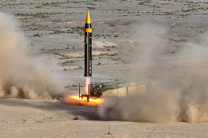 Иран обяви унищожението на "важни военни цели" в Израел