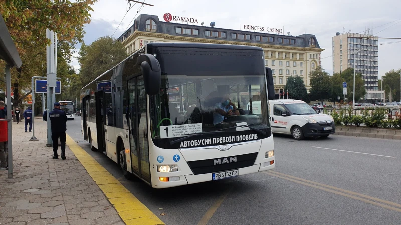 Важна промяна: Отпадат последните курсове в разписанието на някои автобуси в Пловдив