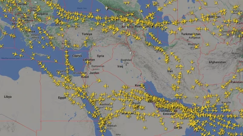 Атаката на Иран срещу Израел предизвика хаос в световния въздушен транспорт