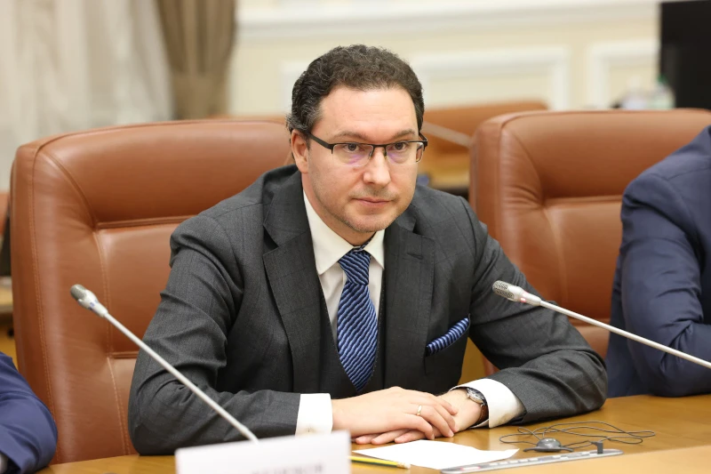 Главчев сменя външния министър, предлага Даниел Митов да заеме поста