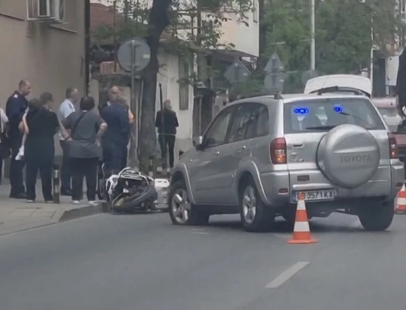 Джип и мотор се сблъскаха на 3 метра от Четвърто районно