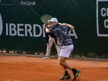 Адриан Андреев загуби на старта на супер силен турнир в Португалия