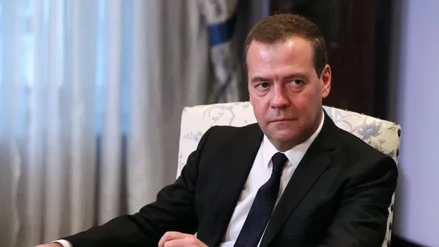 Дмитрий Медведев: Наложените с кръв западни ценности са съмнителен подарък