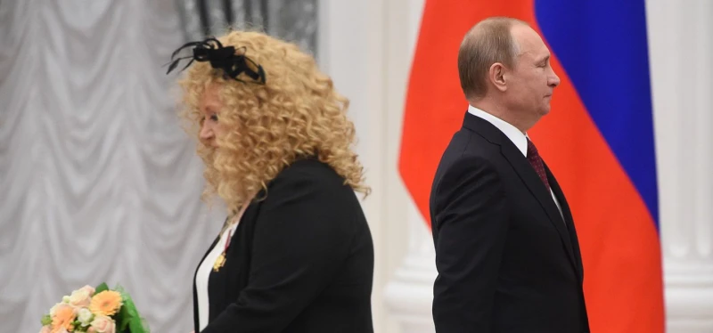 Руснаците не посмяха да поздравят голямата си звезда Алла Пугачова