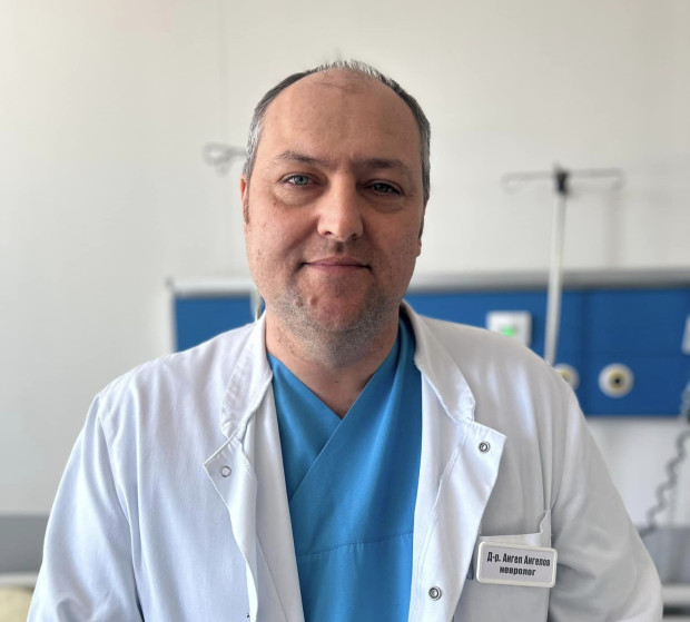Лекар, завеждащ интензивен сектор в Германия се завърна, за да работи в търновската болница