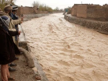 Мощни бури и наводнения отнеха живота на 70 души в Афганистан