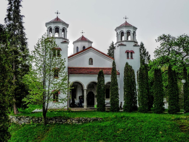 Клисурският манастир е домакин на открит урок "Среща с думите"