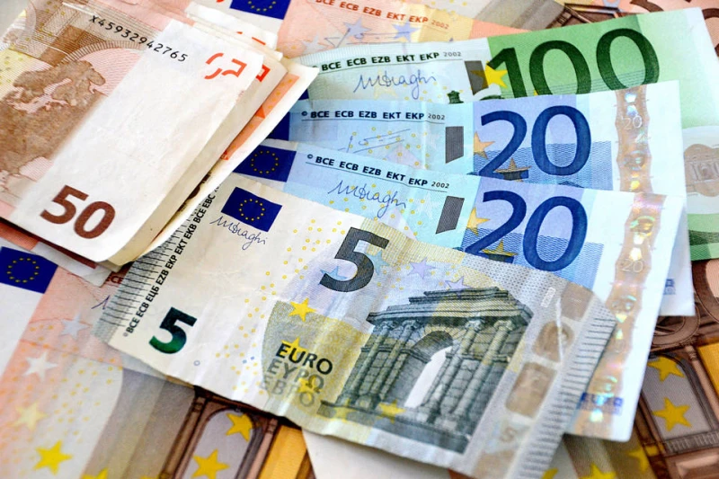 Притеснителна новина за парите, които България трябва да получи по ПВУ