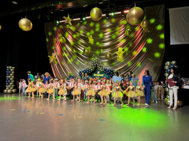 TD С празничен концерт спектакъл Детска градина Вечерница – Благоевград отбеляза своя