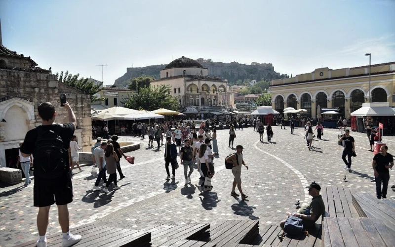 Приходите на Гърция от туризма скочиха с 24,5 процента за януари-февруари