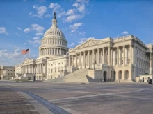 Конгресът на САЩ направи първата стъпка към отпускане на помощта за Украйна