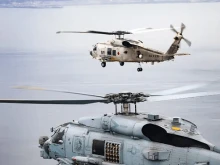 Два хеликоптера на ВМС на Япония се разбиха, един човек е загинал, 7 са в неизвестност