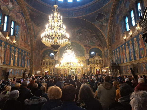 Стотици миряни прочета паметта на покойния Български патриарх и Софийски