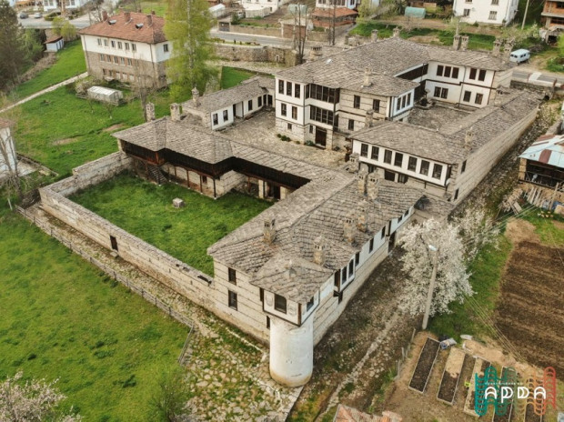 Агушевите конаци са най-големия родов замък от средновековен тип в Родопите