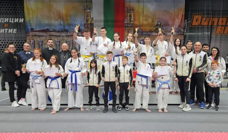 Четири титли и още 7 медала за пловдивски каратеки от държавното в Русе