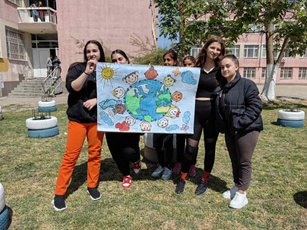 TD Учениците в Обединено училище ОбУ Пенчо Славейков в Пловдив се