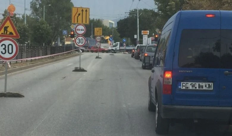 Шофьор: Положението в Пловдив е кошмарно! Търсете варианти, защото с това строителство ще става още по-зле!