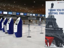 Отменят до 75 процента от полетите във Франция заради стачка на авиодиспечерите