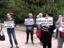 Кметица на пловдивско село повежда протест на съселяните си
