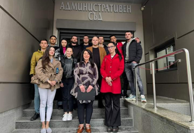 Студенти присъстваха на дело в Административния съд във Варна